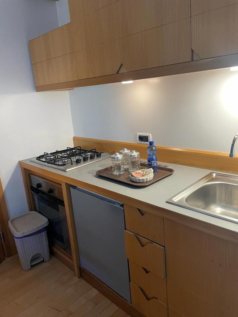 Garibaldi Apartment ตราปานี ภายนอก รูปภาพ