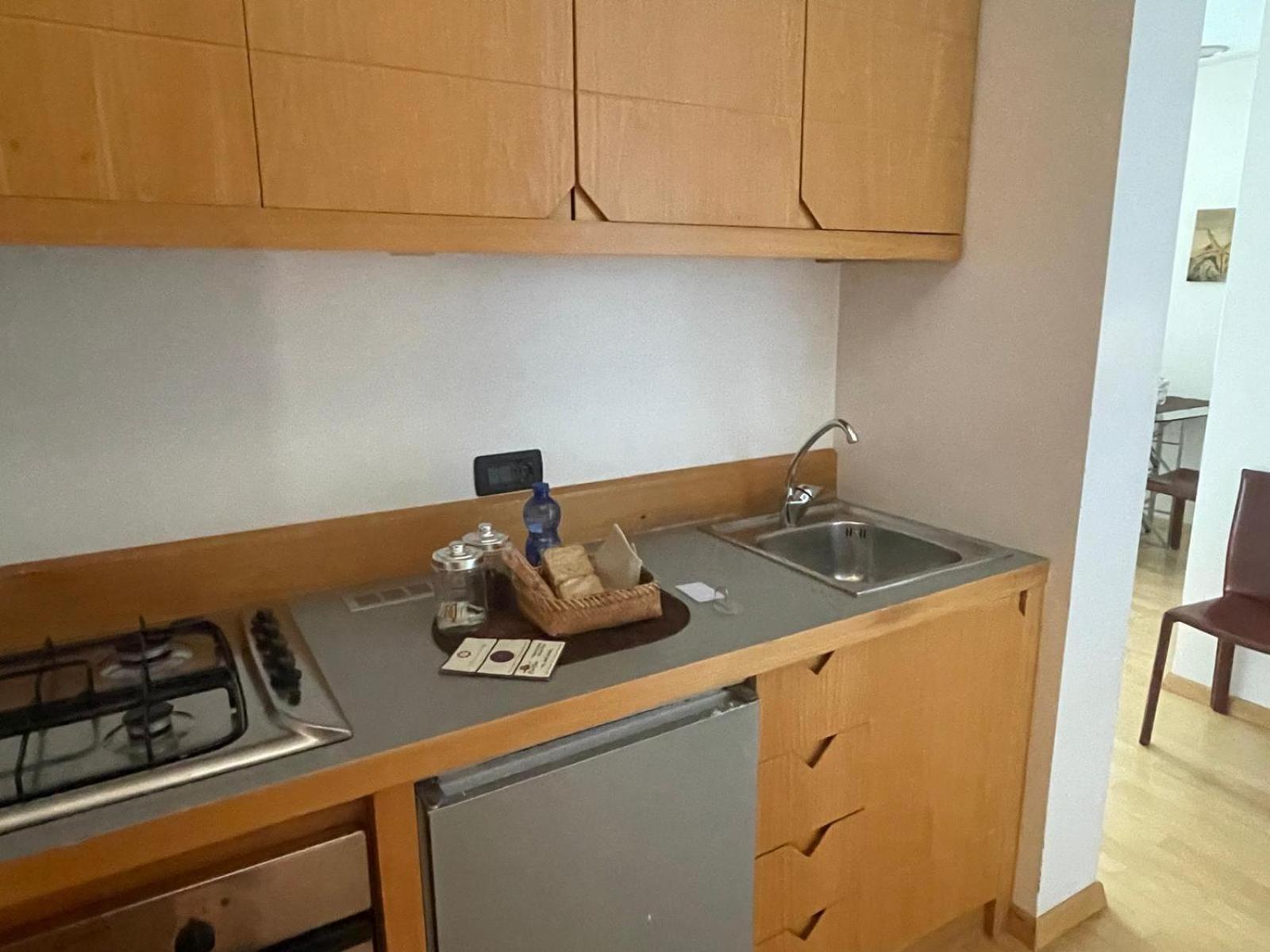 Garibaldi Apartment ตราปานี ภายนอก รูปภาพ